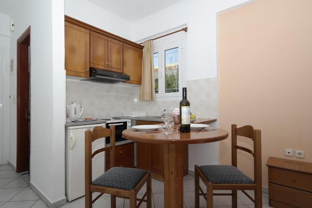 Theodosia Apartments room 4